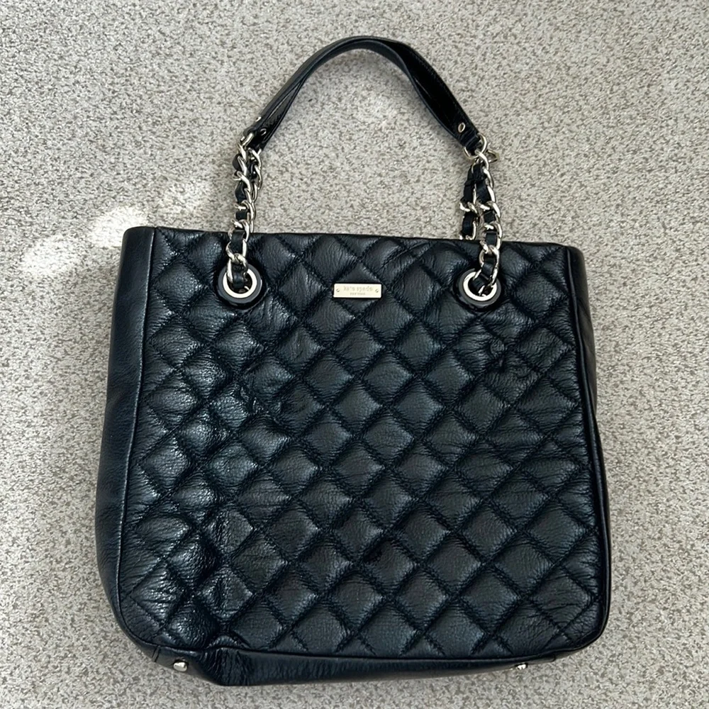 🌟Kate Spade Quilted Zip Tote🌟